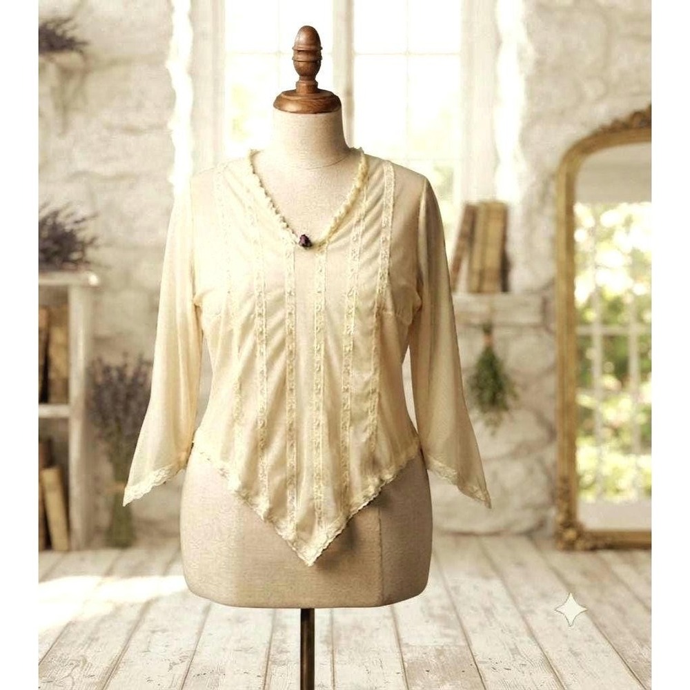 Vintage 70s Cream Lace Peplum Top | Cottagecore Boho Blouse | Renaissance Fair